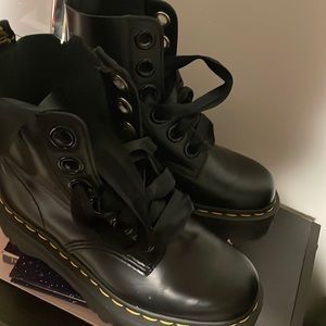 Doc Marten Jadons US size 7